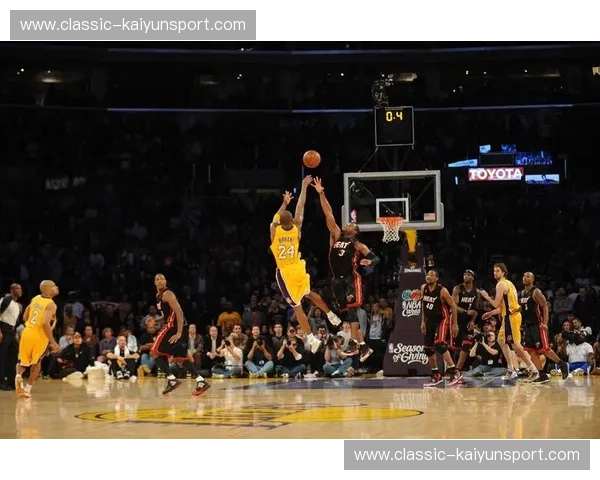 决战之巅：2016骑士vs勇士总决赛，一场载入史册的史诗对决